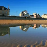 아파트 Bajocasse Duplex Spacieux 3 Ch 2 Sdb Cosy Decoration Elegante Plein Centre Parking Public Gratuit Proche Plages Du Debarquement *