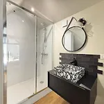 아파트 Bajocasse Duplex Spacieux 3 Ch 2 Sdb Cosy Decoration Elegante Plein Centre Parking Public Gratuit Proche Plages Du Debarquement 바이외