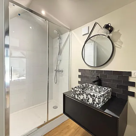 Apartamento Bajocasse Duplex Spacieux 3 Ch 2 Sdb Cosy Decoration Elegante Plein Centre Parking Public Gratuit Proche Plages Du Debarquement Bayeux