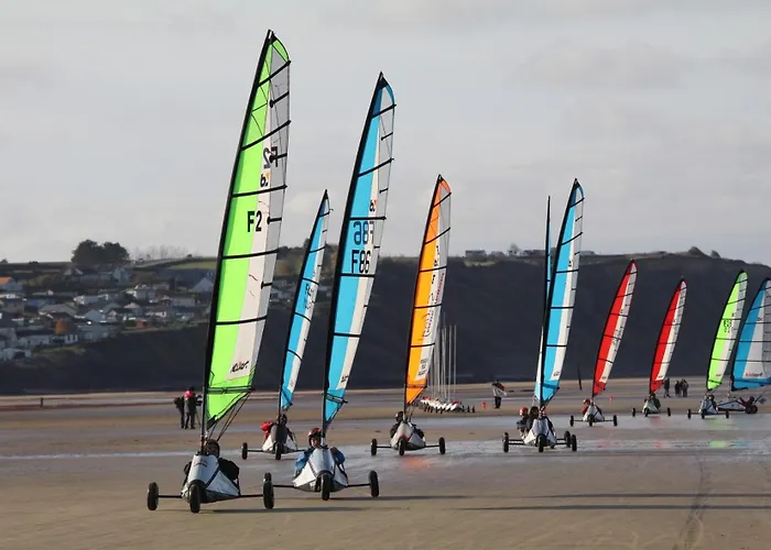 Bajocasse Duplex Spacieux 3 Ch 2 Sdb Cosy Decoration Elegante Plein Centre Parking Public Gratuit Proche Plages Du Debarquement Appartement Bayeux