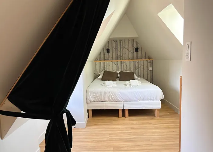 Apartment Bajocasse Duplex Spacieux 3 Ch 2 Sdb Cosy Decoration Elegante Plein Centre Parking Public Gratuit Proche Plages Du Debarquement