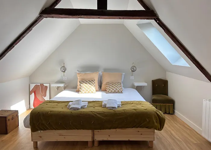 Bajocasse Duplex Spacieux 3 Ch 2 Sdb Cosy Decoration Elegante Plein Centre Parking Public Gratuit Proche Plages Du Debarquement Apartment Bayeux