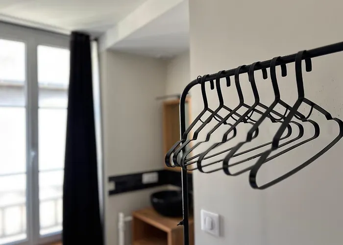 Appartement Bajocasse Duplex Spacieux 3 Ch 2 Sdb Cosy Decoration Elegante Plein Centre Parking Public Gratuit Proche Plages Du Debarquement *