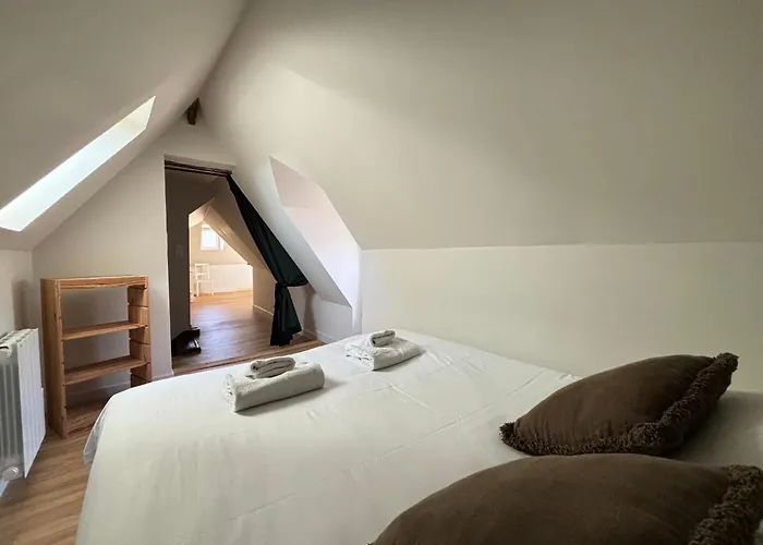 Bajocasse Duplex Spacieux 3 Ch 2 Sdb Cosy Decoration Elegante Plein Centre Parking Public Gratuit Proche Plages Du Debarquement Appartement Bayeux